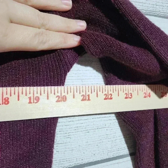 Michael Kors Shimmery Burgundy Top Size S - Picture 6 of 9